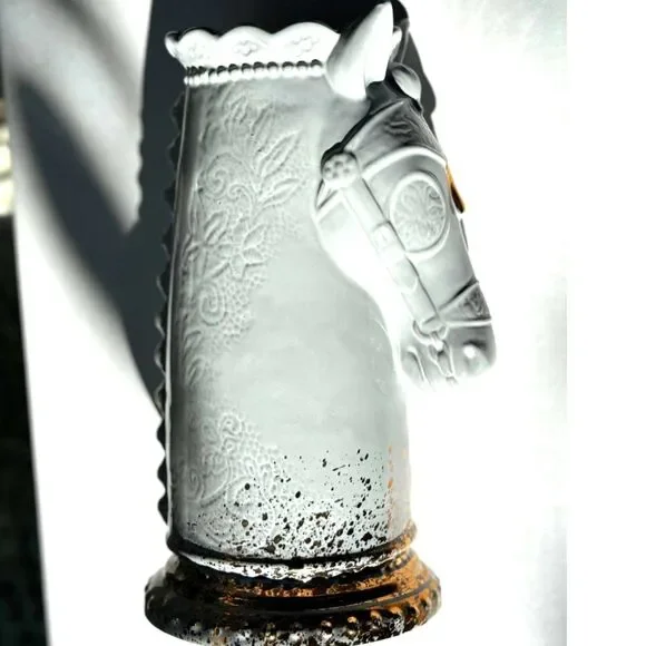 NWT Anthropologie Evolution Knight Horse Chess White & Gold Vase SZ 9"H x 4.5"W - Picture 8 of 9